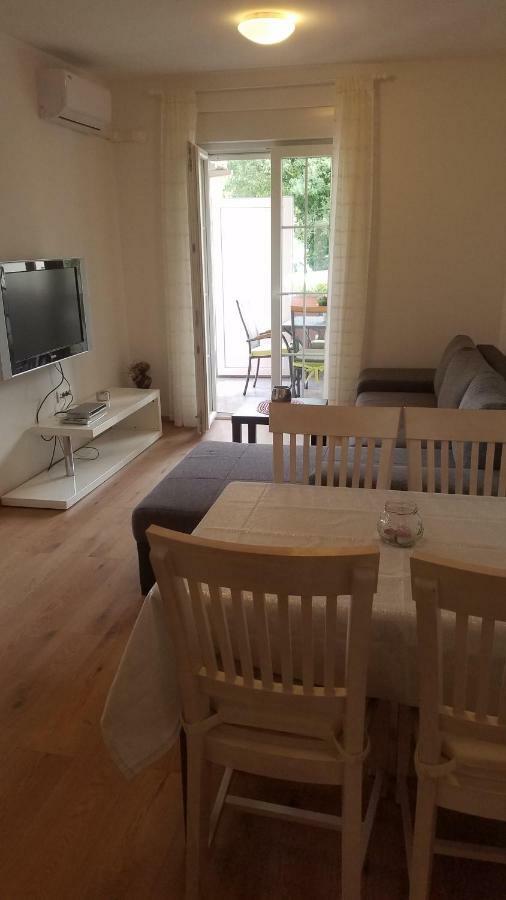 Apartmani Diana Медулин Экстерьер фото